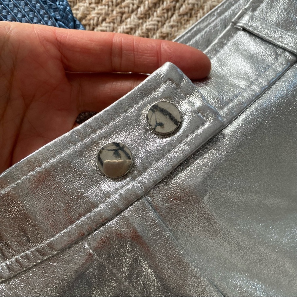 FB SISTER Silver Metallic Women's Mini Skirt 🤍 - Picture 7 of 12